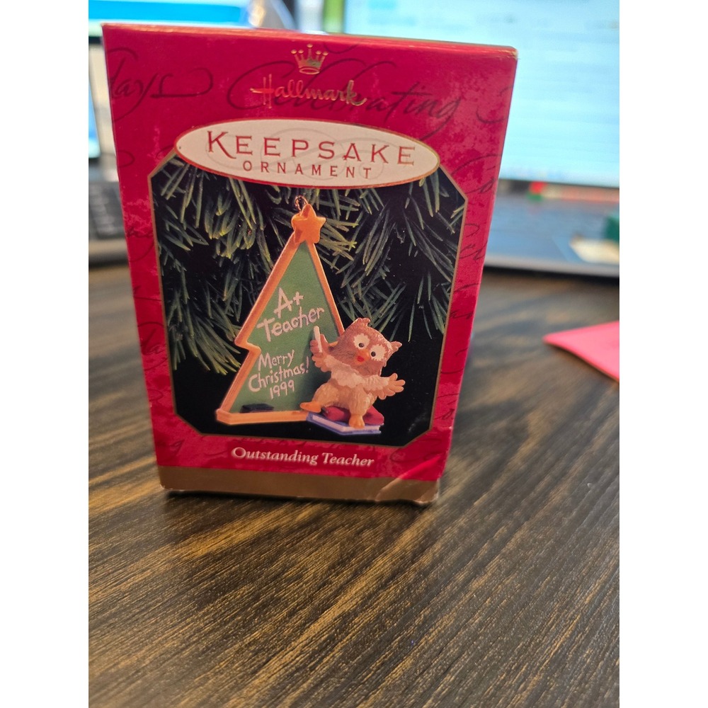 Hallmark Keepsake‎ Ornament 1999 Outstanding Teacher Owl A+ Chalkboard Vintage